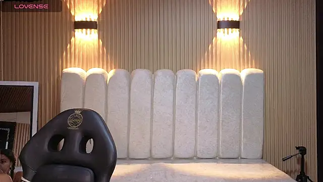 Kendall rossii  online show from December 2, 3:12 am