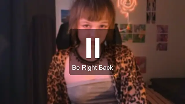 Snapshot of liquid0fluid0 chatting on October 19, 12:17 pm liquid0fluid0 online show from October 19, 12:17 pm