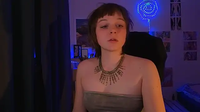 Snapshot of liquid0fluid0 chatting on November 1, 5:37 pm liquid0fluid0 online show from November 1, 5:37 pm