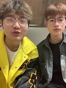 KK-cuteboy online show from November 26, 12:50 pm