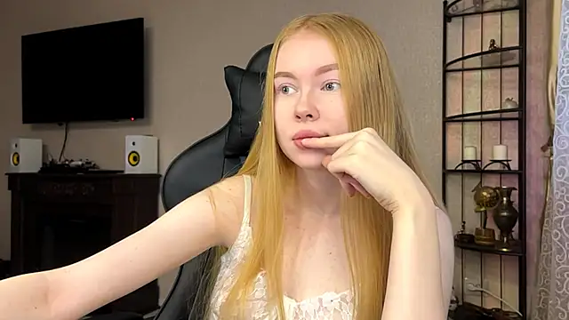 RaguelNicksons online show from November 29, 5:10 am