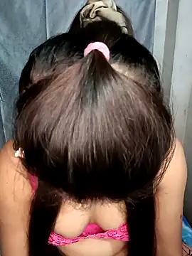 Snapshot of CUTE-567 chatting on November 11, 9:31 am CUTE-567 online show from November 11, 9:31 am