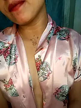 Snapshot of CUTE-567 chatting on November 11, 9:37 pm CUTE-567 online show from November 11, 9:37 pm