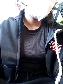 Snapshot of Zerin_nova chatting on November 30, 7:56 am Zerin nova online show from November 30, 7:56 am