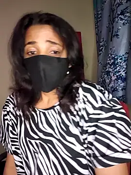 Snapshot of Royal_Shona chatting on October 16, 6:20 pm Royal Shona online show from October 16, 6:20 pm