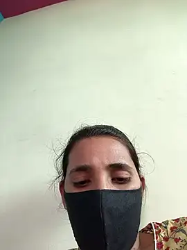 Snapshot of Royal_Shona chatting on November 10, 10:03 am Royal Shona online show from November 10, 10:03 am