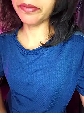 Snapshot of Royal_Shona chatting on November 14, 6:06 pm Royal Shona online show from November 14, 6:06 pm