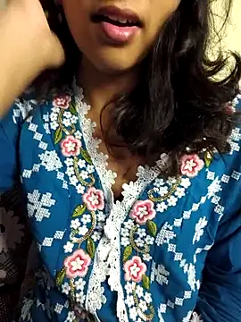 Snapshot of Royal_Shona chatting on December 5, 5:53 pm Royal Shona online show from December 5, 5:53 pm