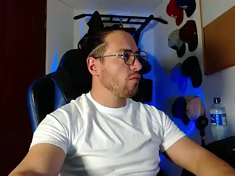 kurt xx online show from November 12, 12:38 pm