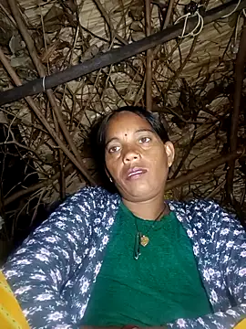 Cutsedi3 online show from October 28, 9:50 pm