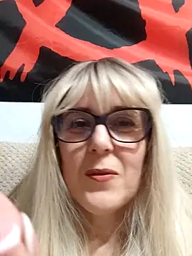 Amelialove42 online show from November 23, 4:29 pm