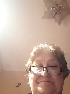 Snapshot of Katherine735 chatting on November 4, 8:52 pm Katherine735 online show from November 4, 8:52 pm