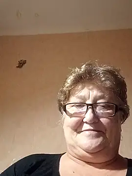 Snapshot of Katherine735 chatting on November 5, 8:42 pm Katherine735 online show from November 5, 8:42 pm