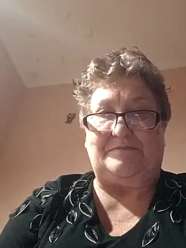 Snapshot of Katherine735 chatting on November 26, 12:39 pm Katherine735 online show from November 26, 12:39 pm