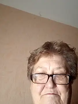 Snapshot of Katherine735 chatting on December 13, 9:09 pm Katherine735 online show from December 13, 9:09 pm