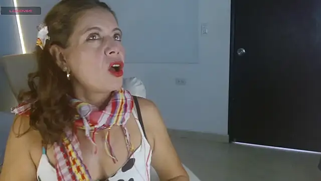 Snapshot of channelsmith_55 chatting on November 21, 1:21 pm channelsmith 55 online show from November 21, 1:21 pm