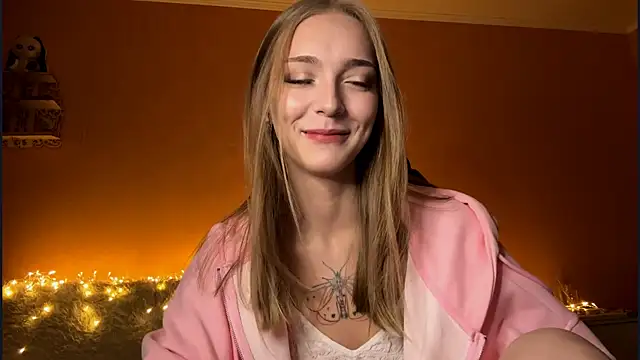 EvaPeace online show from October 10, 4:17 pm