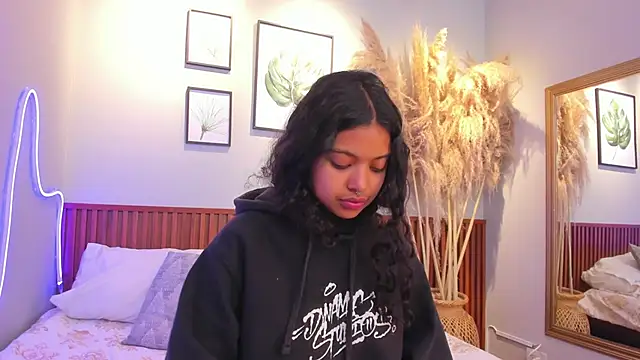 MIAHIVANOV online show from November 25, 12:27 pm