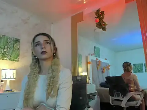 Sophie teller online show from November 7, 2:00 am