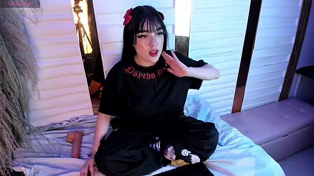 Snapshot of bubble__angel__ chatting on November 18, 11:58 am bubble angel online show from November 18, 11:58 am