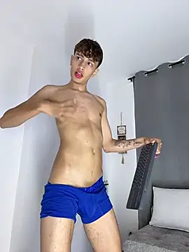 Douglas Lux online show from October 14, 8:53 pm