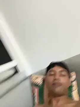 Snapshot of Flirtdick03 chatting on October 10, 4:00 am Flirtdick03 online show from October 10, 4:00 am