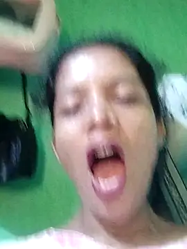 Snapshot of Jaanvi_G chatting on October 25, 12:34 pm Jaanvi G online show from October 25, 12:34 pm