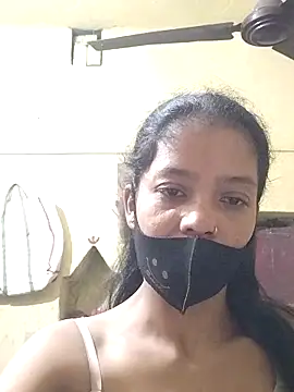 Snapshot of Jaanvi_G chatting on November 8, 6:18 pm Jaanvi G online show from November 8, 6:18 pm