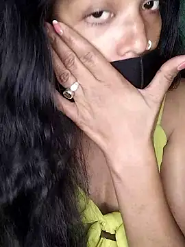 Snapshot of Jaanvi_G chatting on December 14, 5:24 am Jaanvi G online show from December 14, 5:24 am