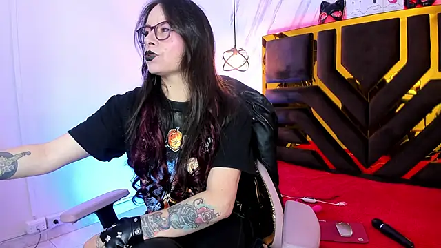 Evangelinejoness  online show from October 18, 11:33 am