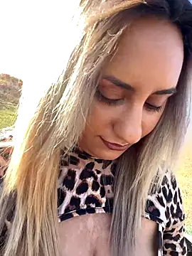 SinfulLovers33 online show from November 1, 11:45 am