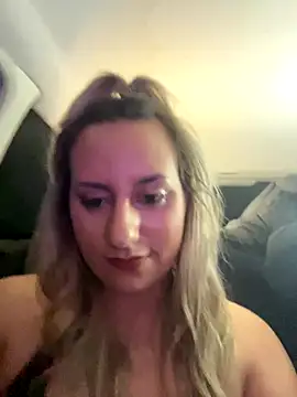 SinfulLovers33 online show from November 9, 5:55 pm