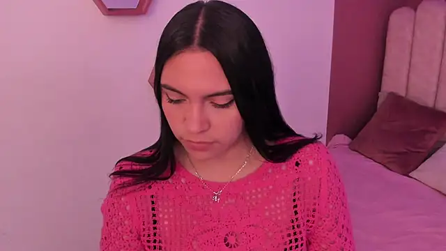 Ariana  clauss online show from December 1, 8:58 pm