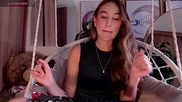 Lya montoya online show from November 10, 7:24 pm