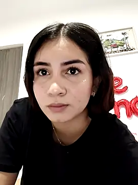 sophia salazar18 online show from October 14, 9:59 pm