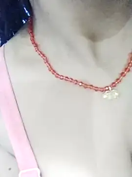 Snapshot of kiara-simmi chatting on November 26, 10:49 am kiara-simmi online show from November 26, 10:49 am