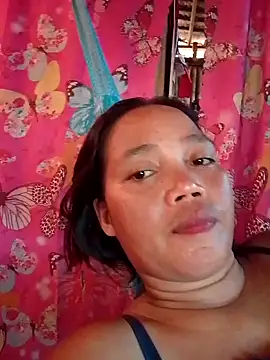 sweet lara33 online show from November 11, 8:03 am