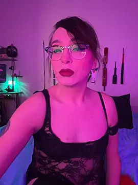 MiniMonroe online show from November 15, 11:29 am