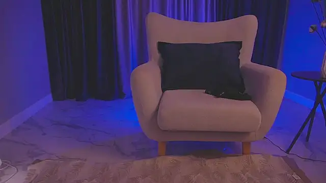  infinitespring  online show from December 4, 3:32 pm