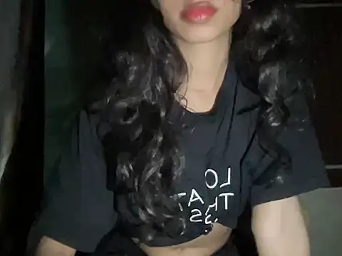 Snapshot of youngriri2 chatting on October 19, 8:31 pm youngriri2 online show from October 19, 8:31 pm