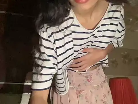 Snapshot of youngriri2 chatting on October 23, 1:43 pm youngriri2 online show from October 23, 1:43 pm