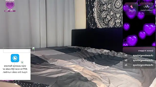 Snapshot of Glow92 chatting on October 17, 6:16 am Glow92 online show from October 17, 6:16 am