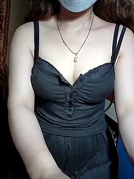 LeanaLy online show from October 20, 1:33 pm