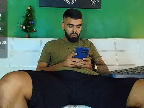 black kameron  online show from November 15, 11:54 pm