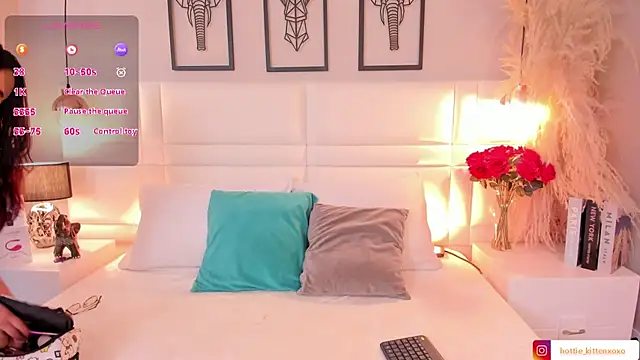 Ari lynn  online show from November 14, 3:27 am