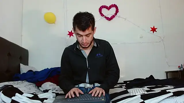 picante70  online show from October 21, 11:11 am