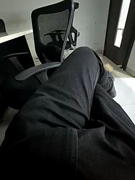 crawlerdrill online show from November 6, 11:55 am