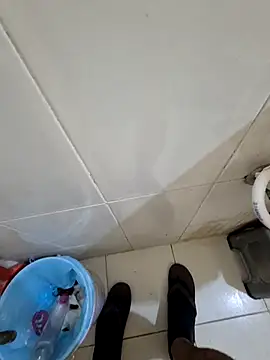 crawlerdrill online show from November 28, 2:14 am