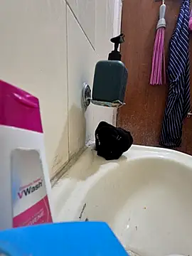 crawlerdrill online show from December 2, 2:39 am