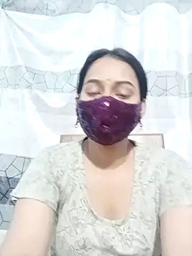 Snapshot of Hot_Baby250 chatting on November 20, 10:15 am Hot Baby250 online show from November 20, 10:15 am